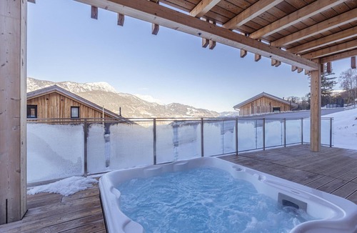 Haus im Ennstal Apartment | Welcoming chalet with wellness