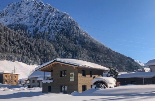 Klosterle House | Woodpecker Chalets