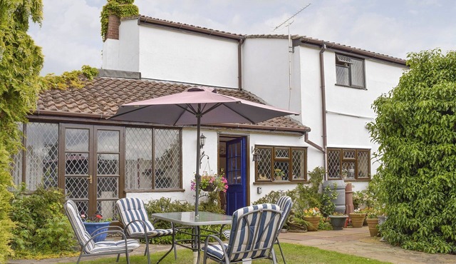 3 bedroom accommodation in Oulton Broad, near Lowestoft in Lowestoft