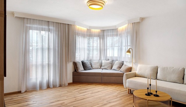 Apartment 'Haus Wallner' with Mountain View, Balcony and Wi-Fi