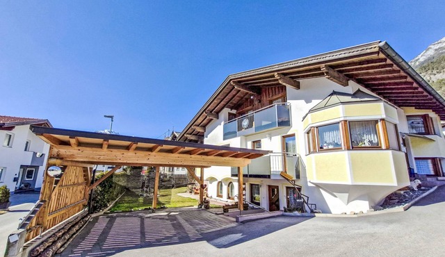 Apartment Helga by Interhome