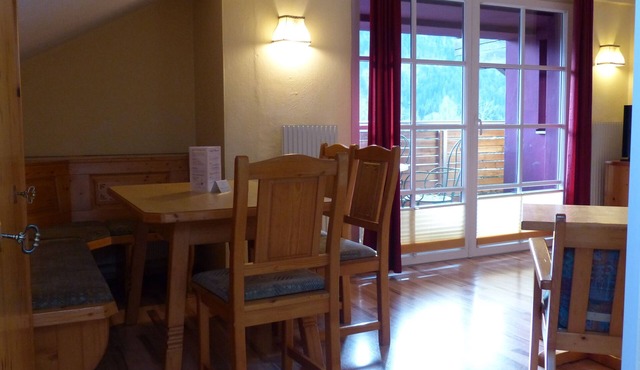 Apartment Thaneller - The Lily - Apartments