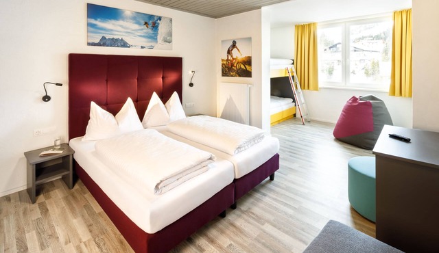Basekamp Mountain Budget Hotel