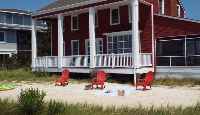 Bayfront Home Private Beach &Dock Heart of Dewey Beach Dog/Kid Friendly! in Dewey Beach