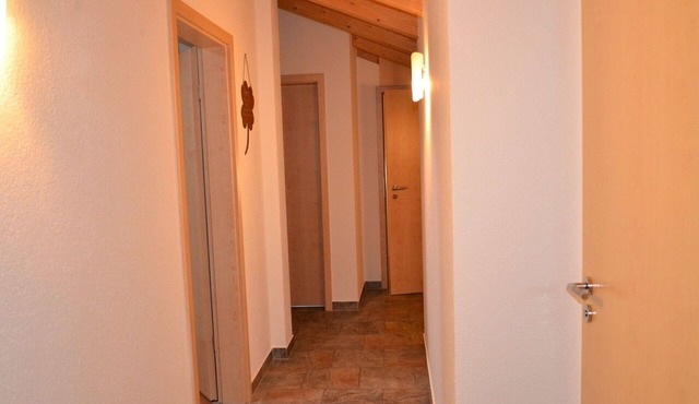 Beautiful apartment in villa for 5 people with WIFI, TV, balcony and pets allowed