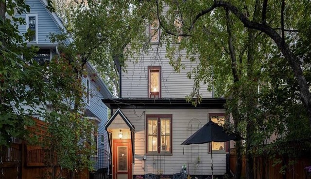 Beautiful Historical Charm 5 minutes from University. in Saskatoon