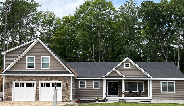 Beautiful new home in the gateway to the lake region! in Windham