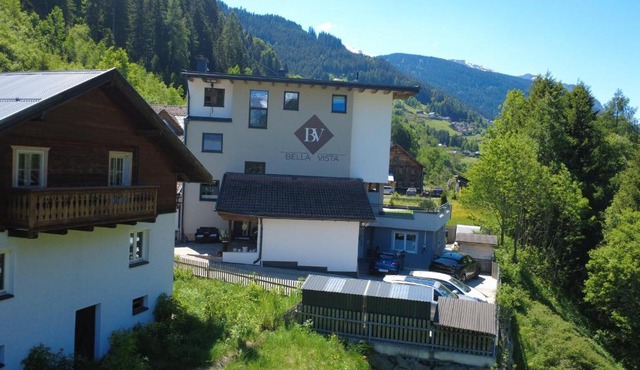 Bella Vista
