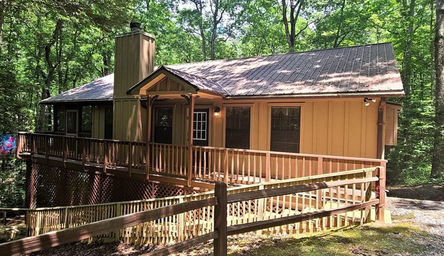 Brandywine Cabin - Screened Porch and Great Privacy in Sautee Nacoochee