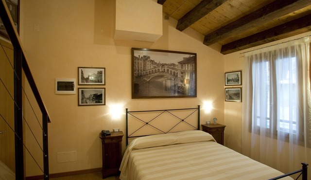 Ca 'Barba B & B a place to stay in Venezia