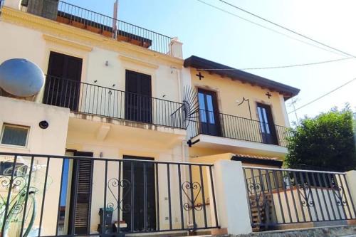 Casa Caprera Messina in Messina