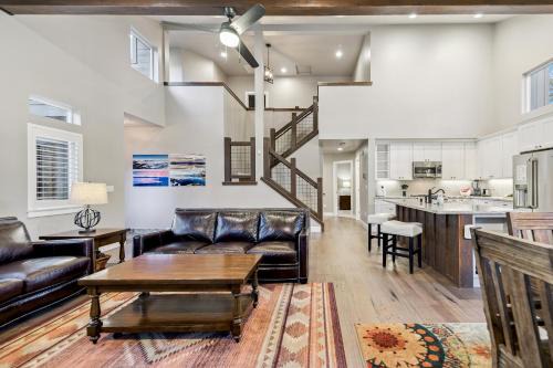 Chalet Near The Tahoe Keys in South Lake Tahoe