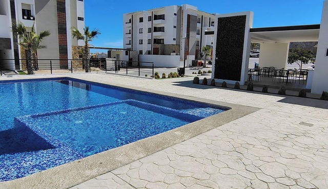 Charming 2-bedroom apartment in Los Cabos with WiFi, AC, Swimming Pool and more. in B.C.S.