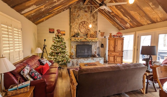 Charming cabin with spectacular views in Jasper