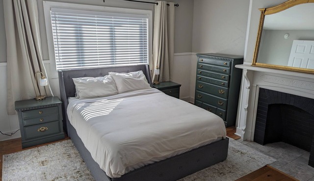 Charming renovated 1-bedroom in downtown Biddeford in Biddeford