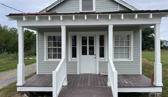 Charming Waterfront house in Lafitte in Barataria