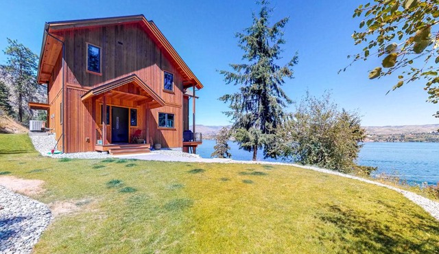 Constellations Lake House at Chelan in Granite Falls