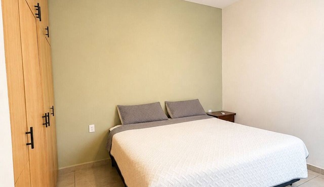 Cozy House Steps from the Beach & AC in Veracruz