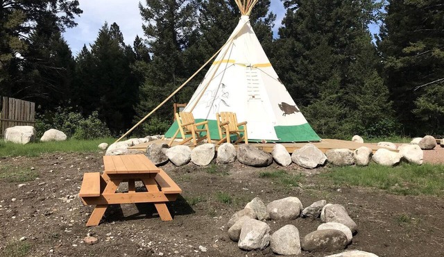 Cozy Tipi with Bunk Bed and Resort Amenities near Hall, Montana in Hall