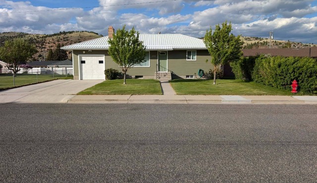 Customer Friendly Getaway. Quiet, Friendly, Secure Neighborhood. in Anaconda