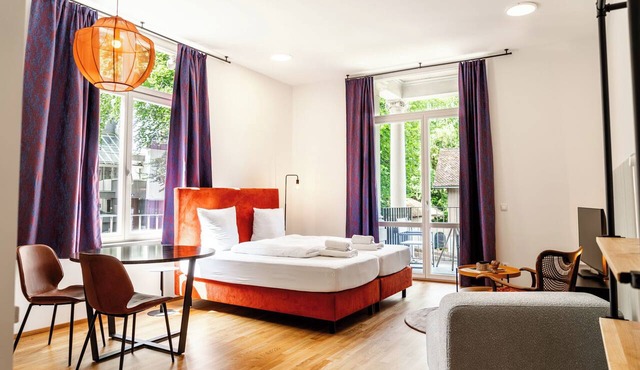 Die Antiqua – Timeless Elegance with a View