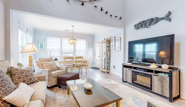 Dog-friendly resort townhouse w/shared sauna, fireplace, basketball/tennis court in Selbyville