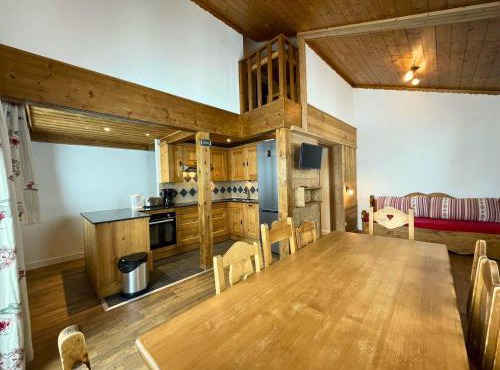 Duplex 8 pers. aux Menuires, ski aux pieds, animaux admis - FR-1-452-105 in Les Menuires