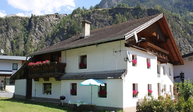 Farmhouse in Ötztal near Ski Areas