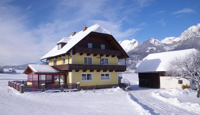 Feriendomizil Schrempf - Ferienhaus/3 Schlafr. und 1 Wohnschlafr./dusche,wc