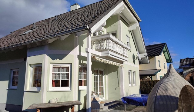 "Ferienhaus Aich" by Alpenidyll Apartments in Aich