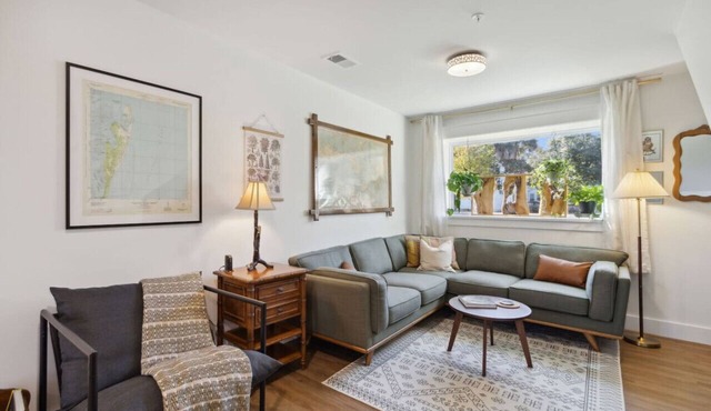#G 2-Story, Modern Rustic Apt in Cntrl Downtown in St. Marys