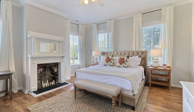 Gallery Stays - Parkside Estate in Savannah