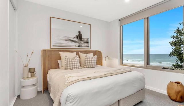 Hamptons at Moana - Panoramic Beachfront Living in Moana