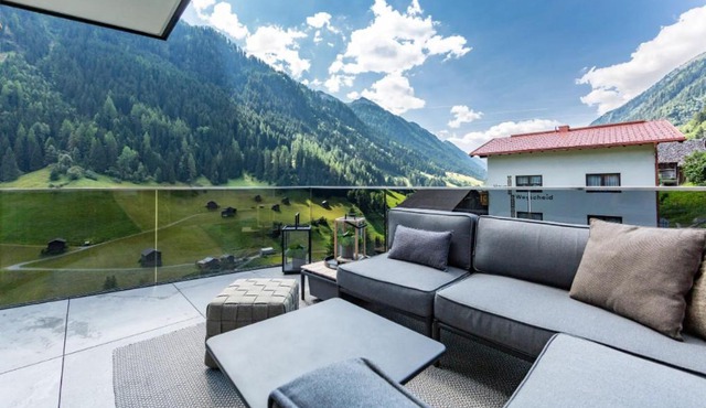 Hollywood Dream Penthouse & Apartments mit privater Sauna nahe Ischgl