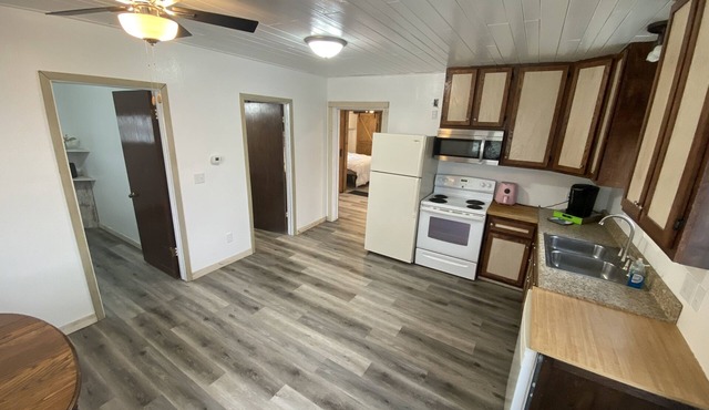 Honey Hole Hideaway in Pierpont