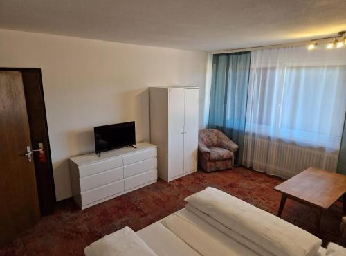 HOTEL WALDHORN