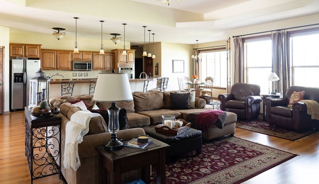 Immaculate Large Home Near Glacier - 2 King Beds & Exceptionally Well-Equipped! in Columbia Falls