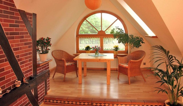 Large vacation apartment - romantic vacation apartments in an old farmhouse in Groß Mohrdorf