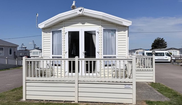 Lovely 6 berth caravan at Suffolk Sands Holiday Park ref 45010MV in Felixstowe