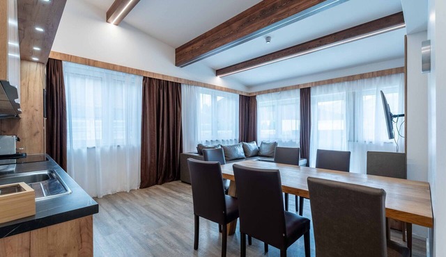 Maiskogelblick Apartments - TOP 2, Garden & Sauna