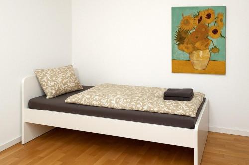 Modern Apartment Garden with 5 Single Beds in Wiener Neudorf