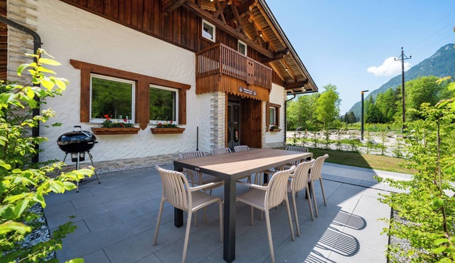 Modern group lodge for families and friends, offering plenty of space, privacy, and a unique location among the mountains of Leutasch, perfect for both winter and summer.