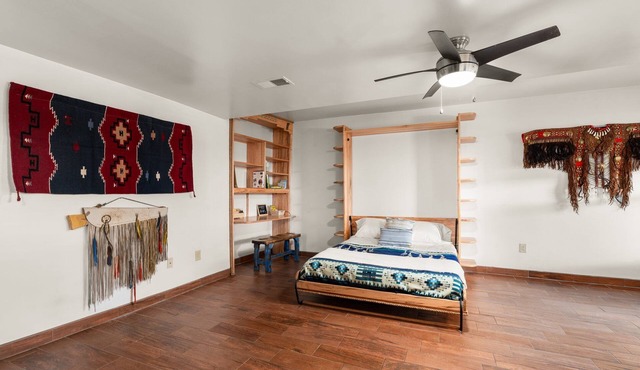 Native Charm Adobe Guesthouse in Historic Old Town with wifi, AC, patio grill. in albuquerque