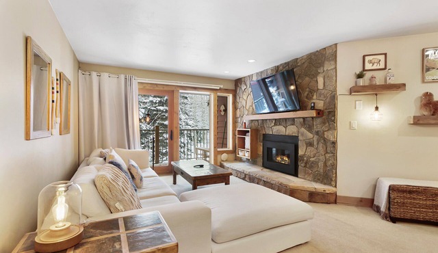 *New Listing* Remodeled Breckenridge condo, 1 block to historic Main St! in Breckenridge