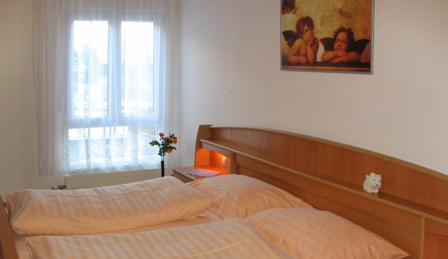Nice apartment for 6 guests with WIFI, TV, terrace, pets allowed and parking
