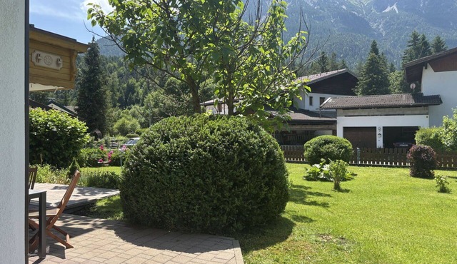 Nice apartment for 6 people with WIFI, TV, terrace and pets allowed