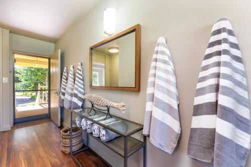 North Shore Villa - Relaxed Luxury Retreat in Kahuku