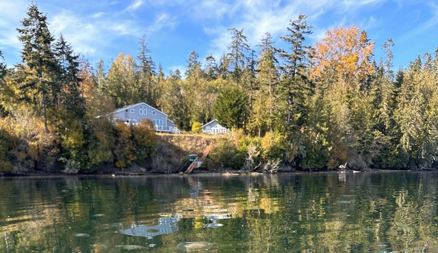 Olympic Forager House + Cabin on tranquil Sequim Bay with hot tub & kayaks in Sequim