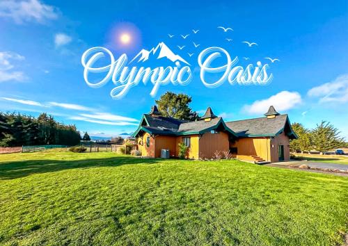 Olympic Oasis Tranquil Retreat Near Dungeness Wildlife Refuge Hot Tub in Sequim
