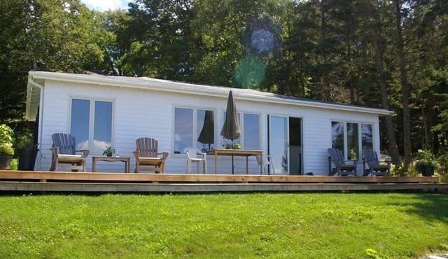 Pleasant Nova Scotia Cottage in Halifax